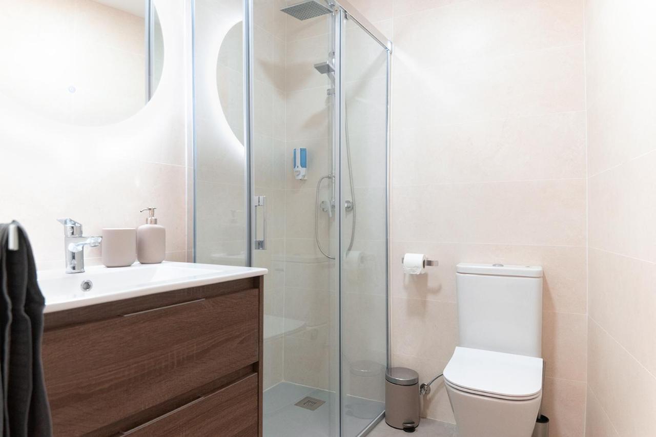 Downtown Apartment 3 Bedrooms 2 Bathrooms Wifi Севилья Экстерьер фото